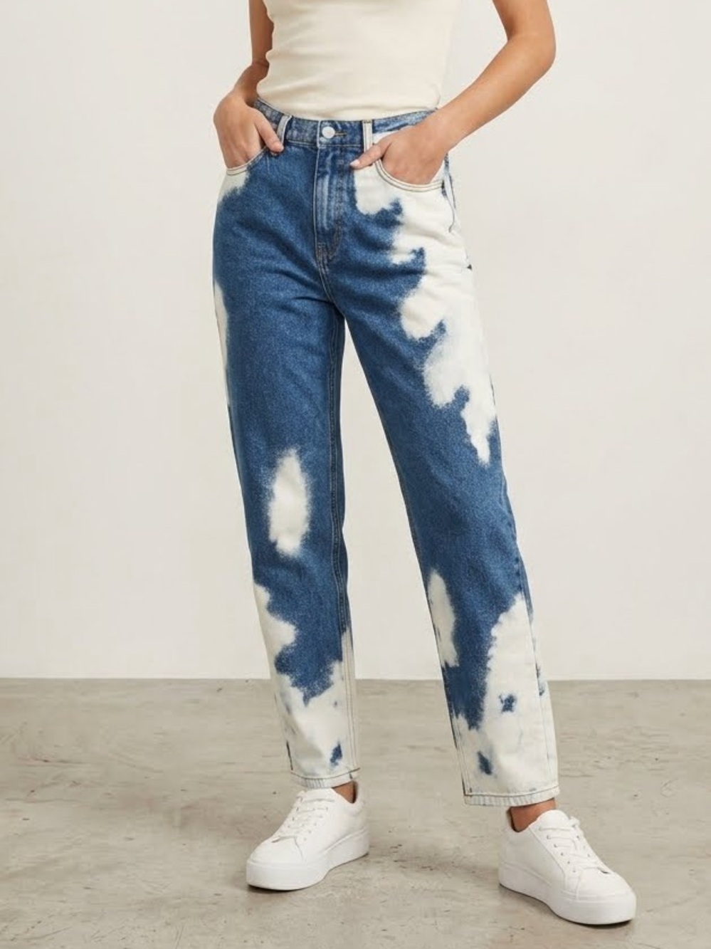 Cello High Rise Bleached Cloud Mom Jeans Blue Size 9